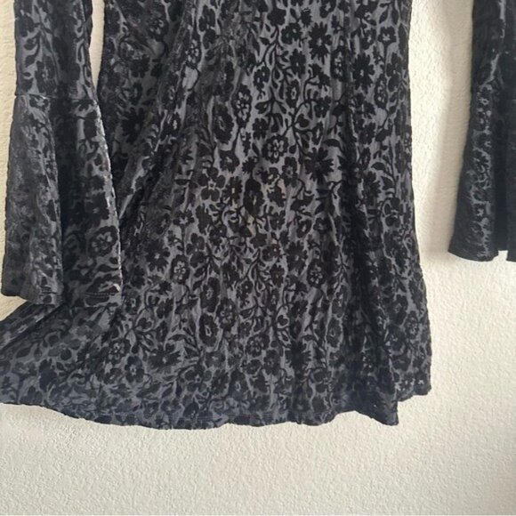 Lily Rose Black Velvet burnout Dress - Bell Sleeves, Whimsigoth Romantic Sz XS - Picture 5 of 10